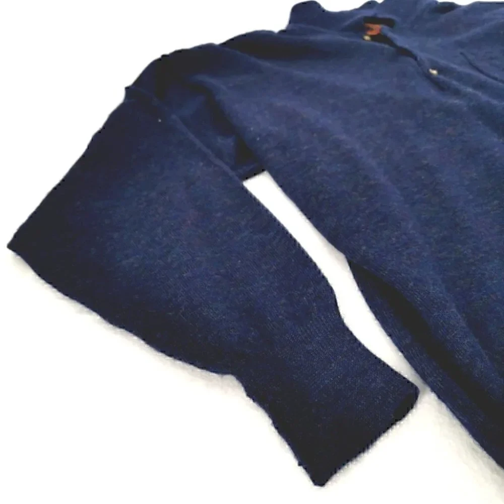 Boston Traders' Men's L Wool Blue Soft Sweater